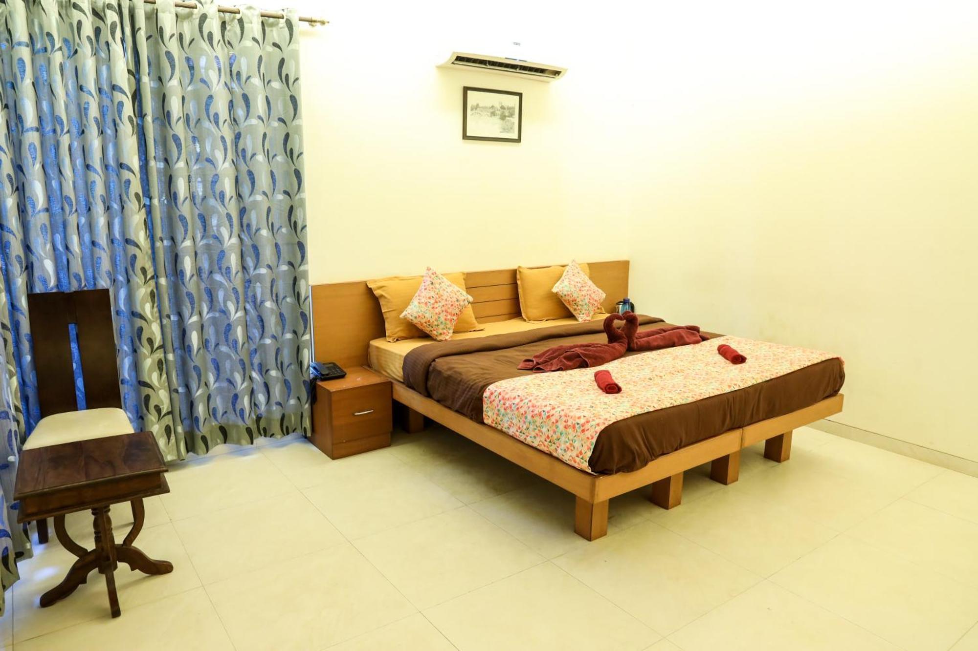 Surya Kiran Miramar Panaji Quarto foto
